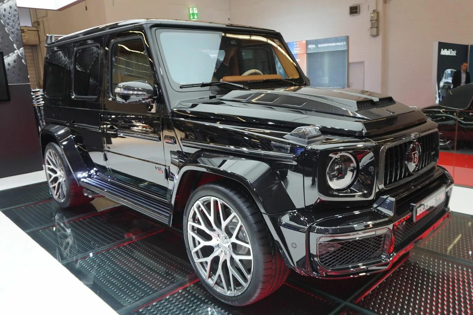 G class brabus. Мерседес Гелендваген Брабус. Мерседес Бенц Гелендваген 900 Брабус. Mercedes Benz g900 Brabus. G class Брабус.