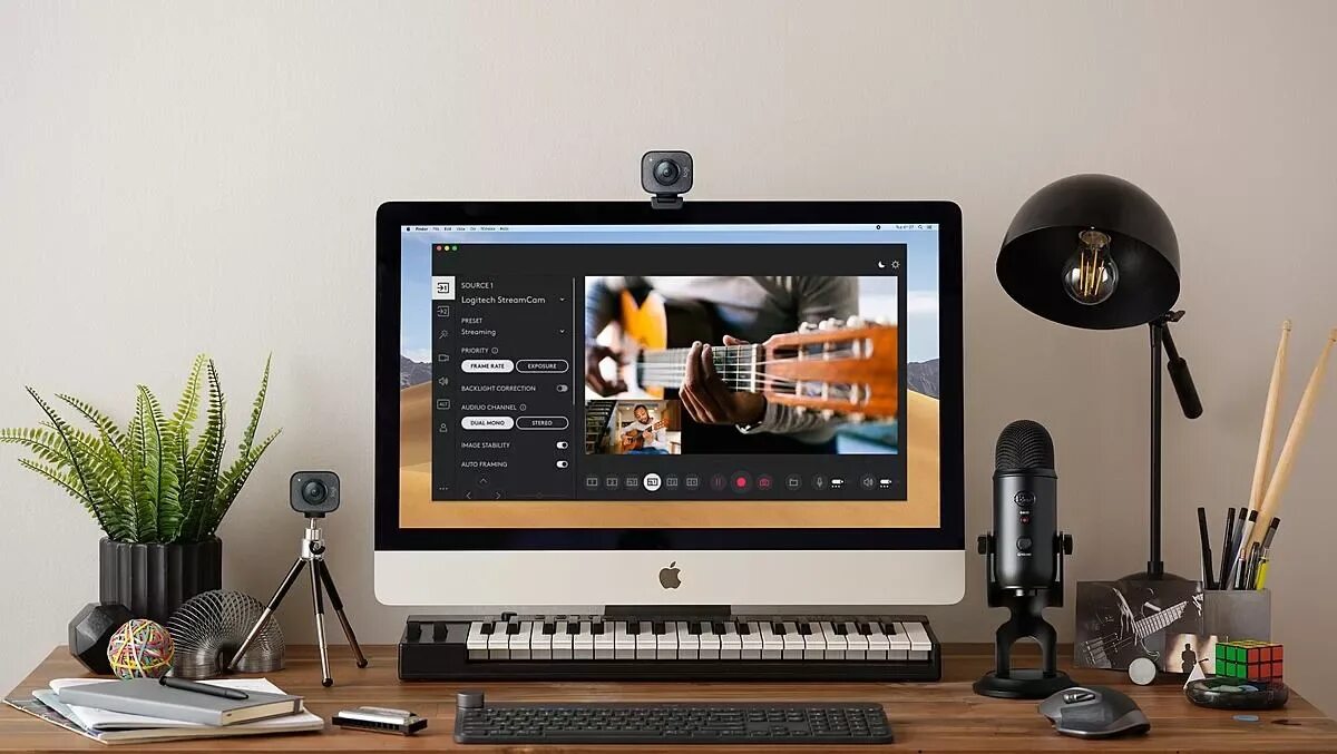 Кам стрим. Logitech stream cam. logitech streamcam. веб-камера logitech full hd streamcam black. logitech streamcam провод.