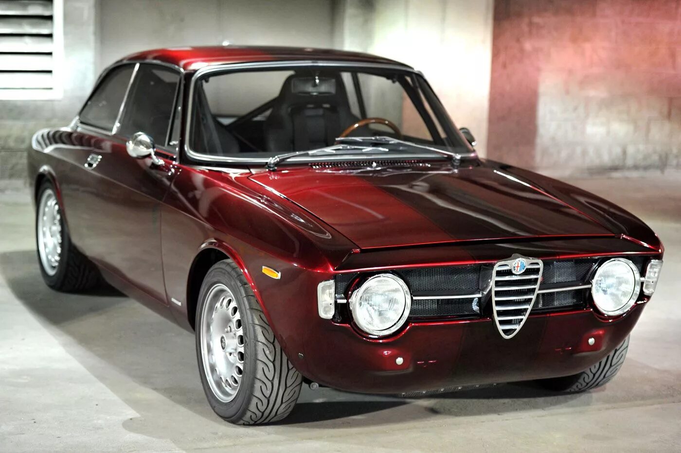 Модели альфа ромео. Alfa Romeo gt 1300. Alfa Romeo gt 1600. Alfa Romeo 1300 Junior. Alfa Romeo gt Junior 1300/1600.