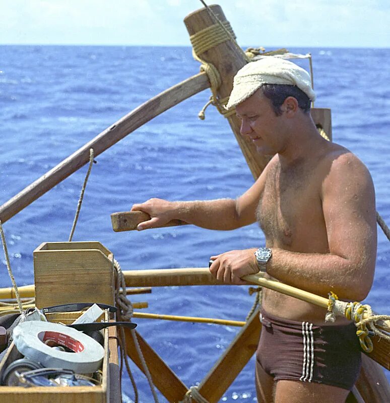 Сенкевич путешественник. Путешественник ю. Сенкевич юрий александрович. Юрий сенкевич полковник. Одинокий путешественник.