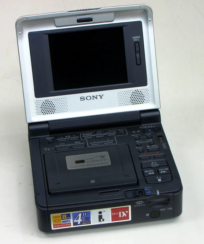 Кассета dv. Кассетный Mini DV проигрыватель. Sony GV d1000. Видеомагнитофоны Sony мини DV. Плеер для Mini DV видеокассет.