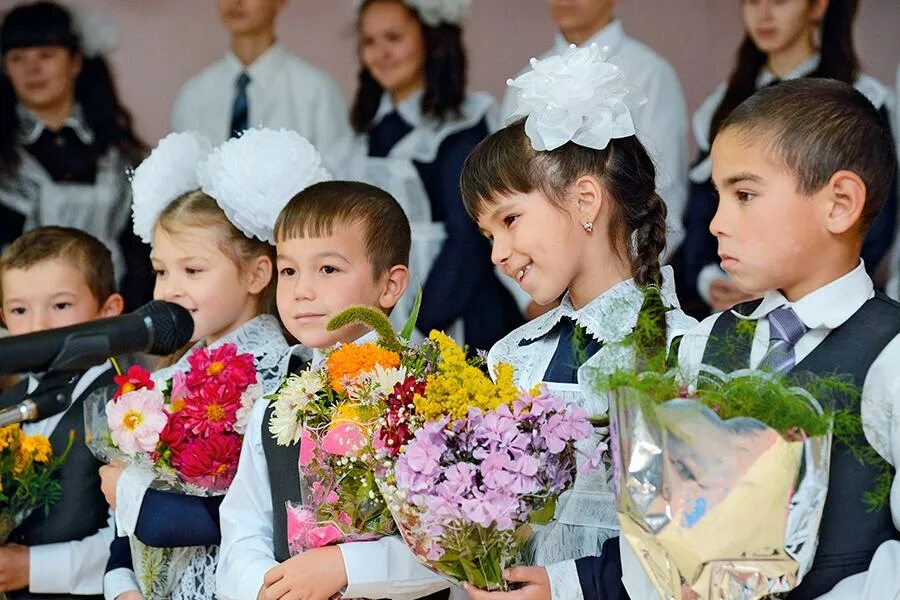 Школа открытие нижний новгород. Бажуки. Бажуковская школа. Школа в Бажуках. Бажуки Кунгурский район.