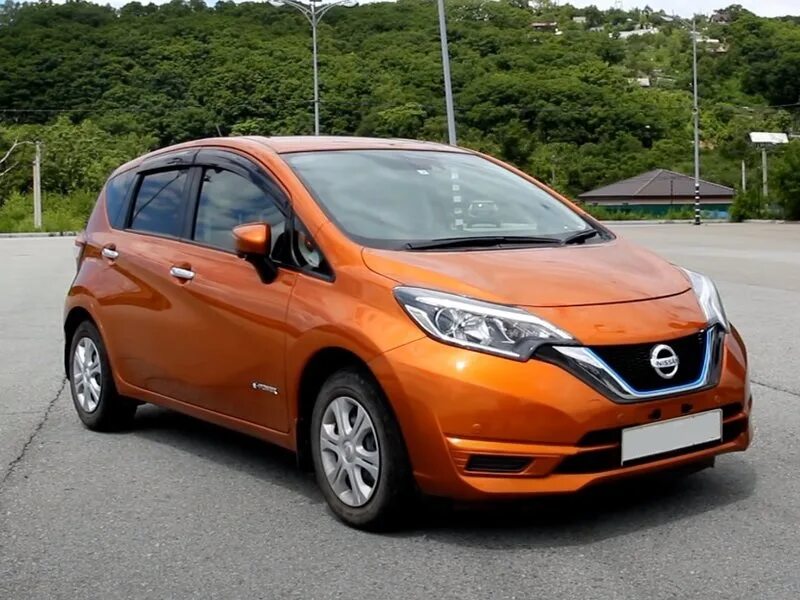 Ниссан ноут технические. Nissan Note 2017 гибрид. Nissan Note e-Power 2017. Nissan Note Hybrid e- Power. Nissan Note 2018 гибрид.