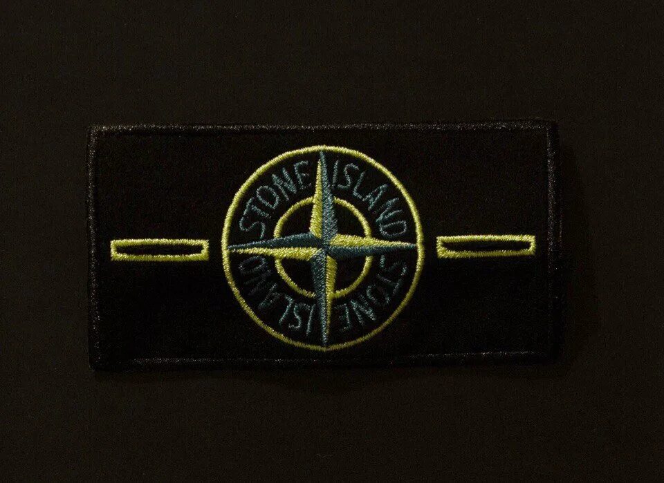 Патчи стоун айленд. Патч стоник. Нашивка стон Исланд. Stone Island патч. Stone Island повязка.