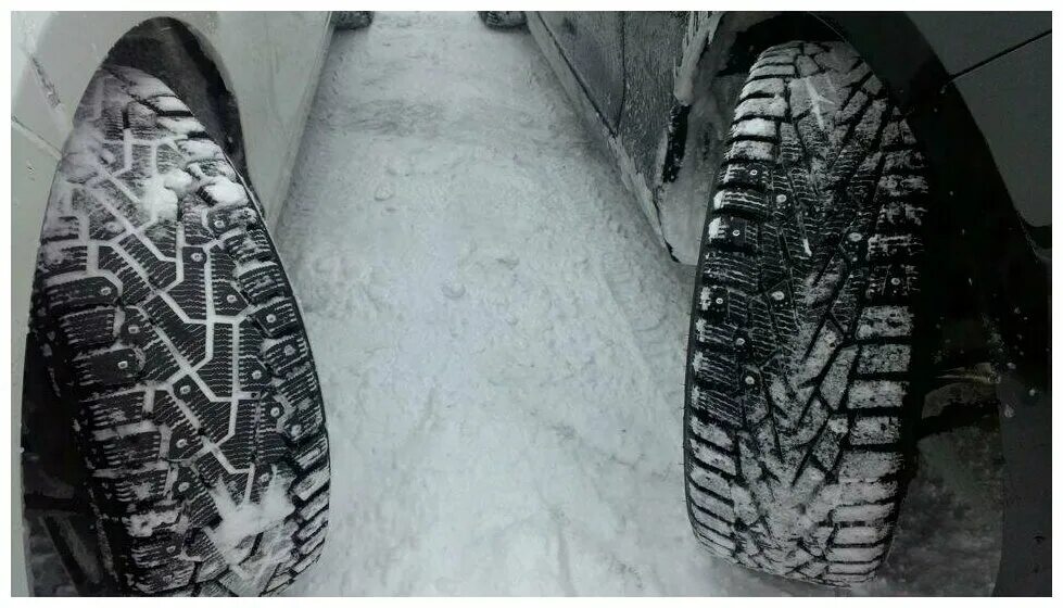 245 50 r18 шипы. Зимние шины Пирелли айс Зеро. Pirelli Ice Zero 185/60 r15. Резина Пирелли зимняя шипованная на 15. Pirelli Ice Zero 1.