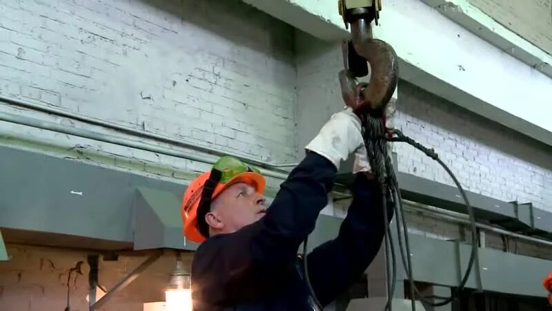 Барнаул стропальщик. Шестерня стропальщик масла. стропальщики осматривают. стропальщики осматривают омк. владимир соколов нижний новгород стропальщик.