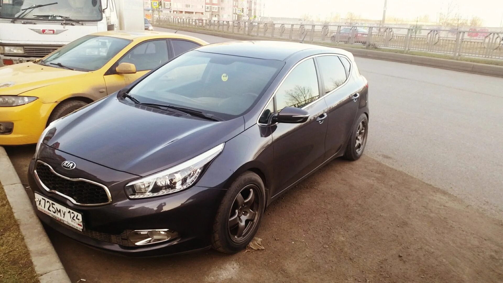 Kia Ceed 2014 год с гос номером. Kia Ceed 2013 гос номера. Kia Ceed гос 158. Киа СИД гос номер 352.