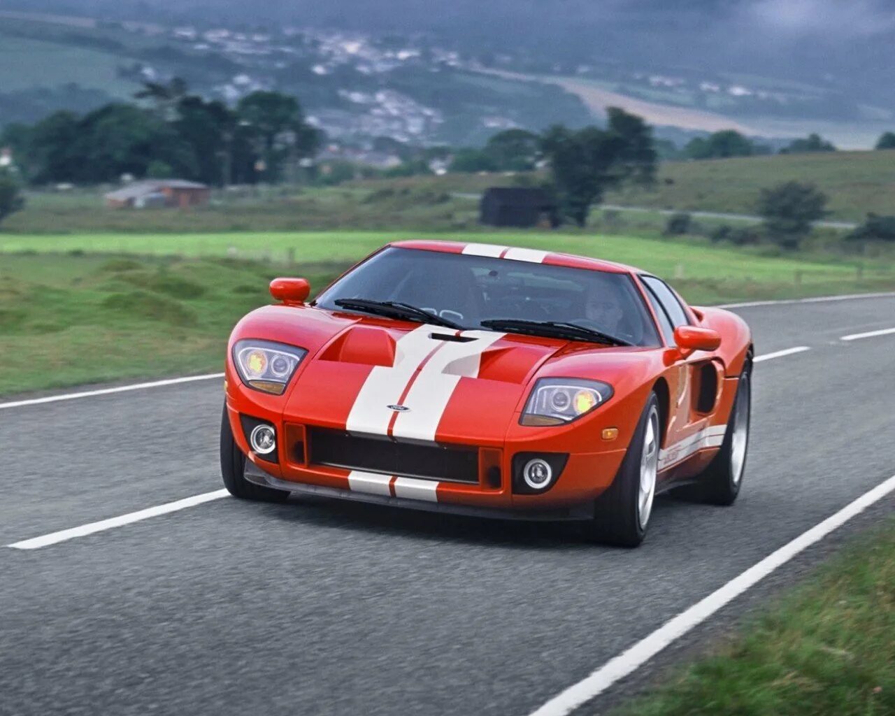 Спорт тачки. Ford gt 2005. Форд ГТ 2005. Ford gt 2004. Ford gt40 2004.