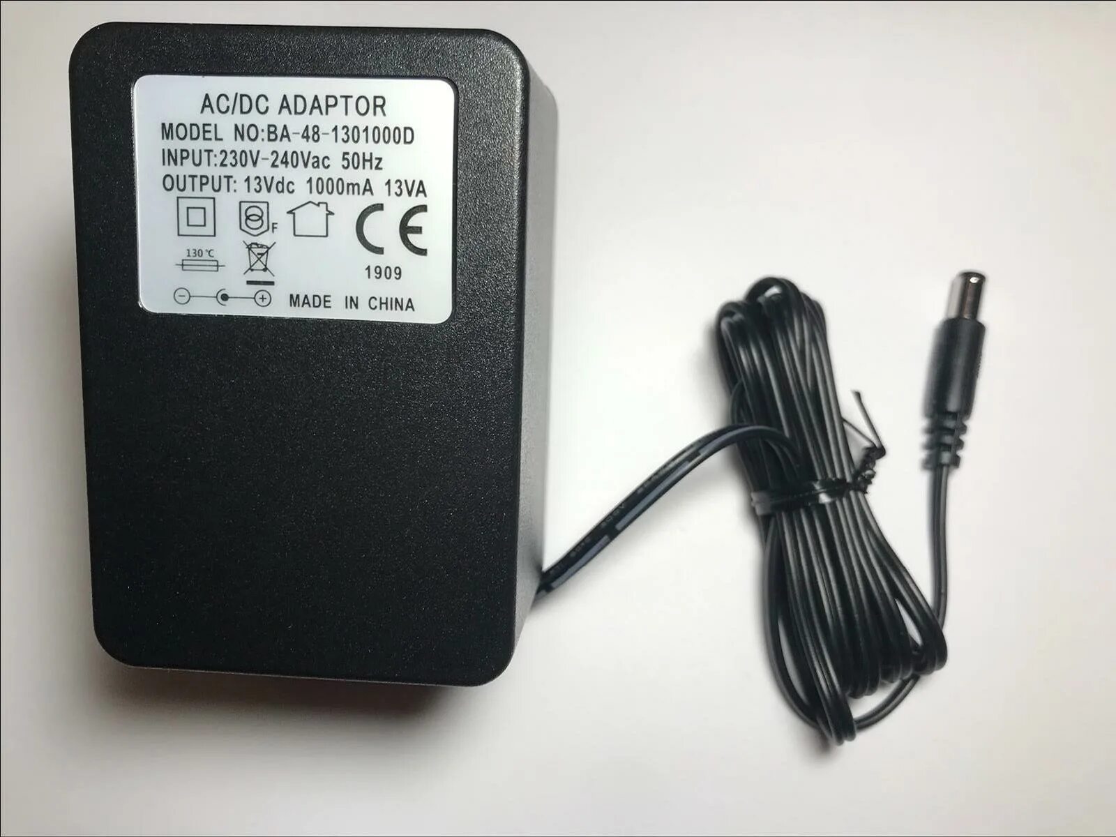 12 output. Ac adapter rkgsdc1201500 input 230-240v ac 50hz output 12v dc1500ma. ac/dc adapter model 1000814 trio. елка адаптеры модель ркгсаас 1201600 инпют 230 .240в ас50гец оютпют 12в ас1600ма. transformer typ sg 12502101500t input 230v 50hz outpost 12.v012.5v.