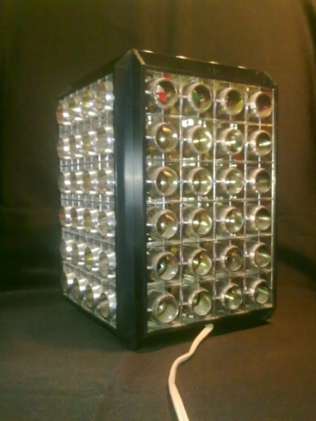 Лампа цветомузыка ссср. Лампами 90. Старые советские светильники. Лампа из 90-х. Лампами 90.