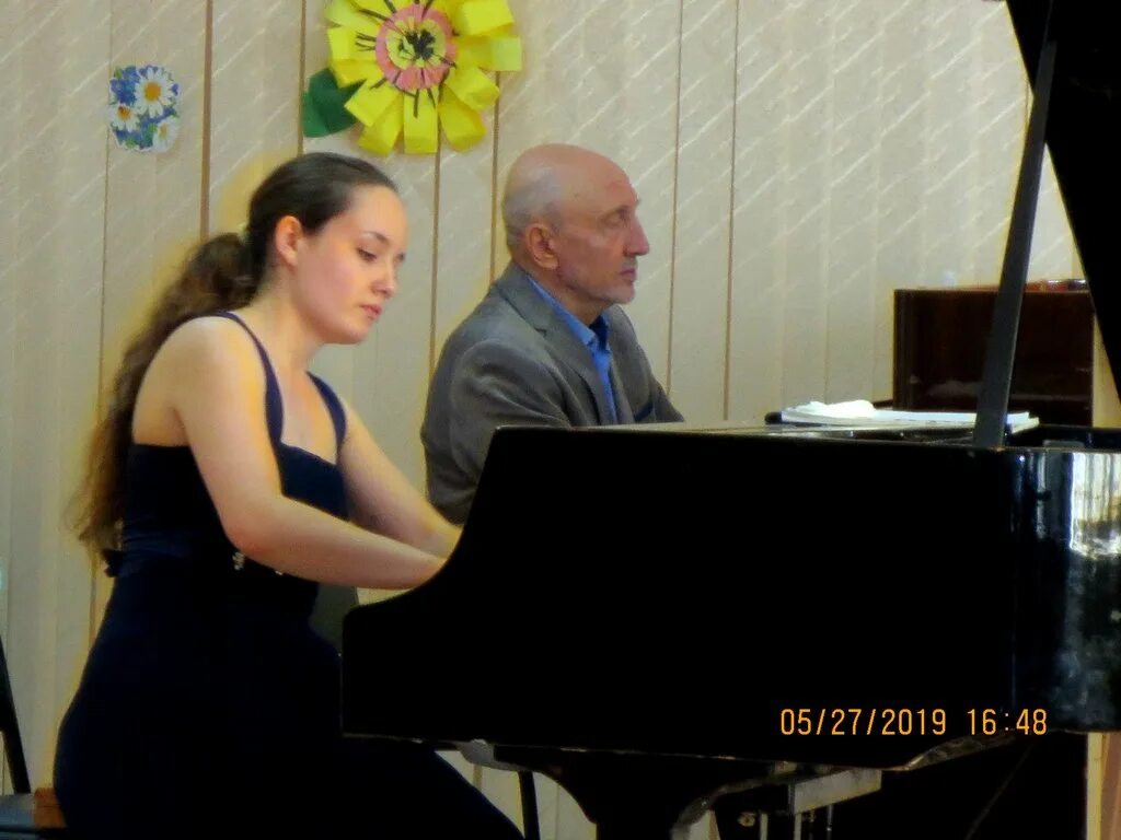 Школа собинова имя. Л. Дши собинова. Дши им собинова ярославль. Республиканская 56 ярославль.