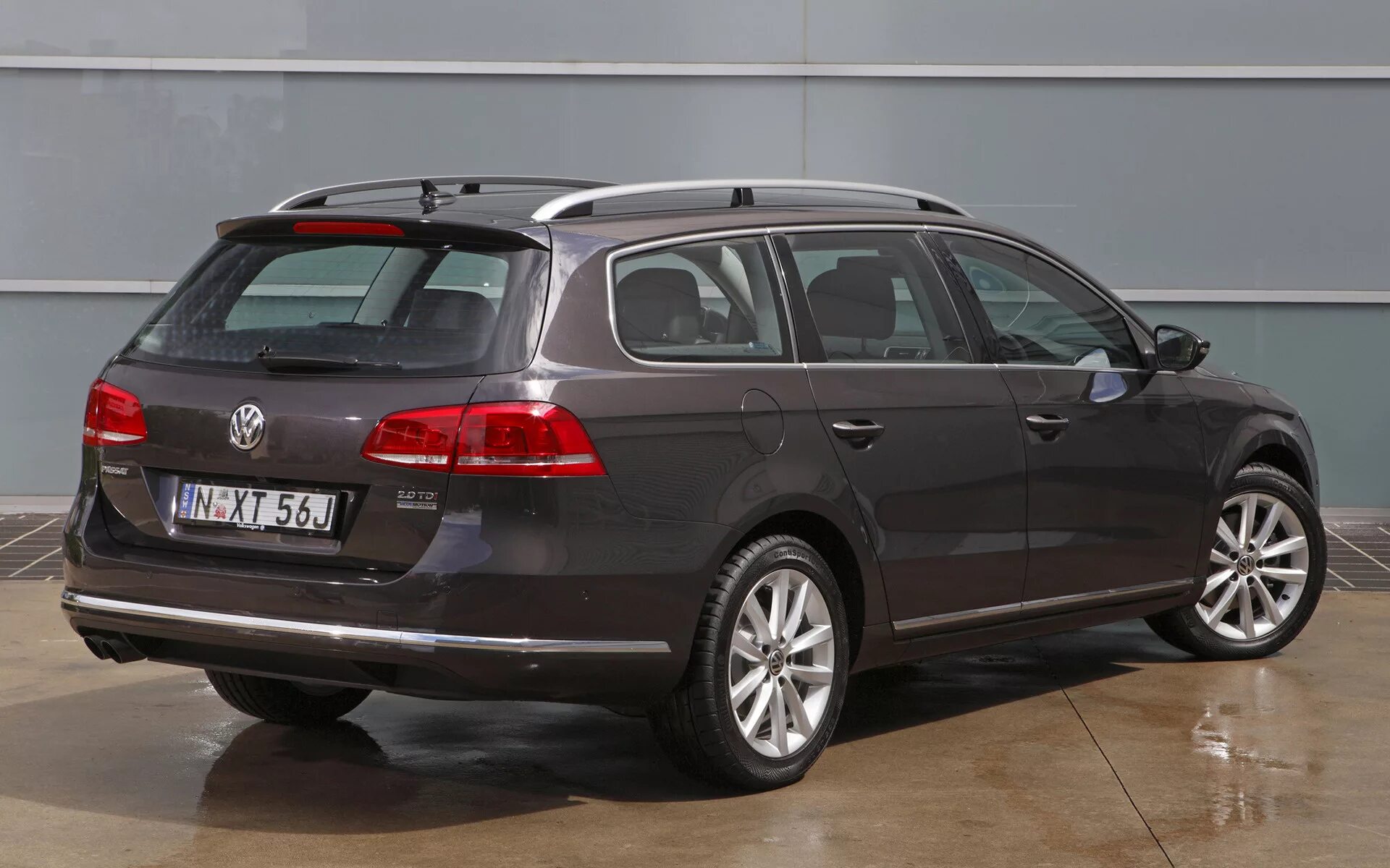 Универсал рф. 2010 Volkswagen Passat Wagon. Volkswagen Passat b7 Wagon. Volkswagen Passat b7 variant. Фольксваген Пассат в 7 универсал.