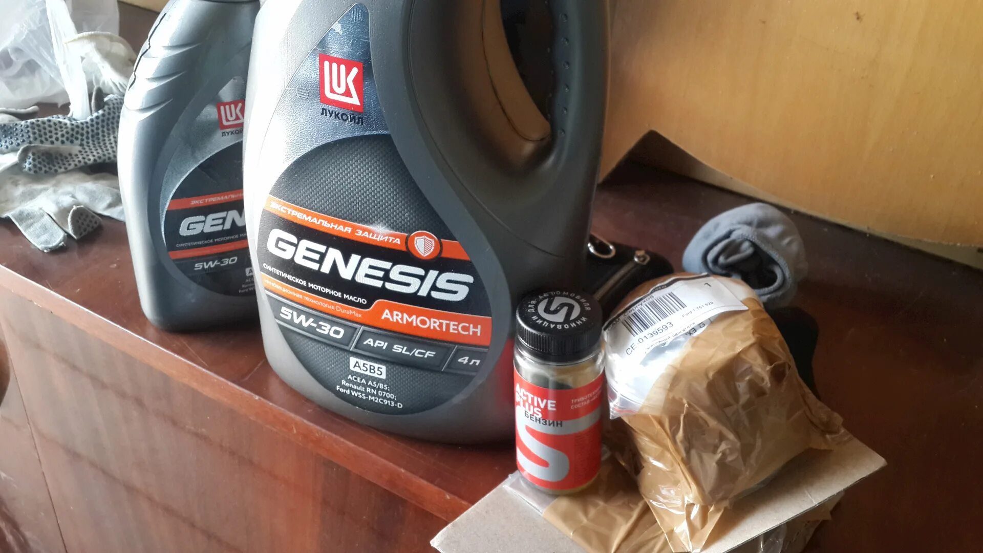 Lukoil Genesis Ford 5w30. Масло Lukoil Genesis 5w30 Ford. Lukoil Ford 5w30. Genesis Armortech 5w-40 бочка. Логан масло лукойл