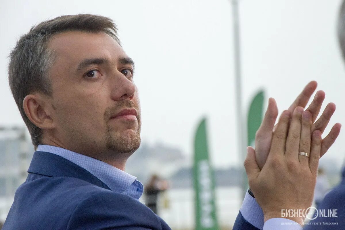 Фаттахов дамир ильдусович. Фаттахов дамир ильдусович росмолодежь. Фаттахов росмолодежь. Министр молодежи татарстана дамир фаттахов. Замглавы росмолодежи дамиром фаттаховым.