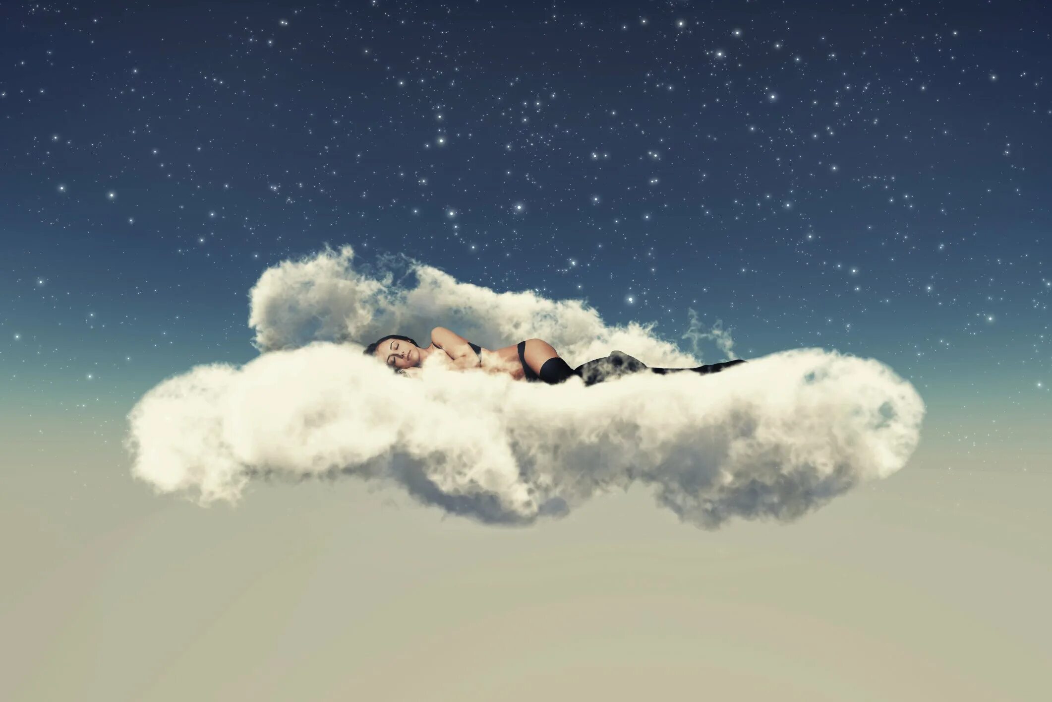 Девушка лежит на облаках. Человек на облаке. Лежит на облаке.