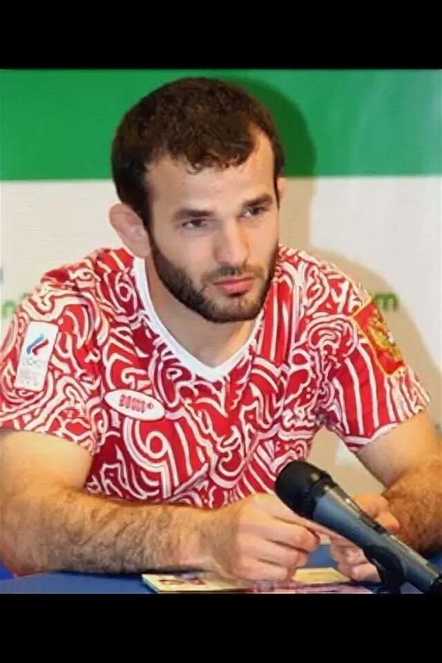 Джамалов олимпийский чемпион. Давит чакветадзе. Джамалов разамбек джамалов. Заурбек сидаков борьба. Разамбек жамалов.