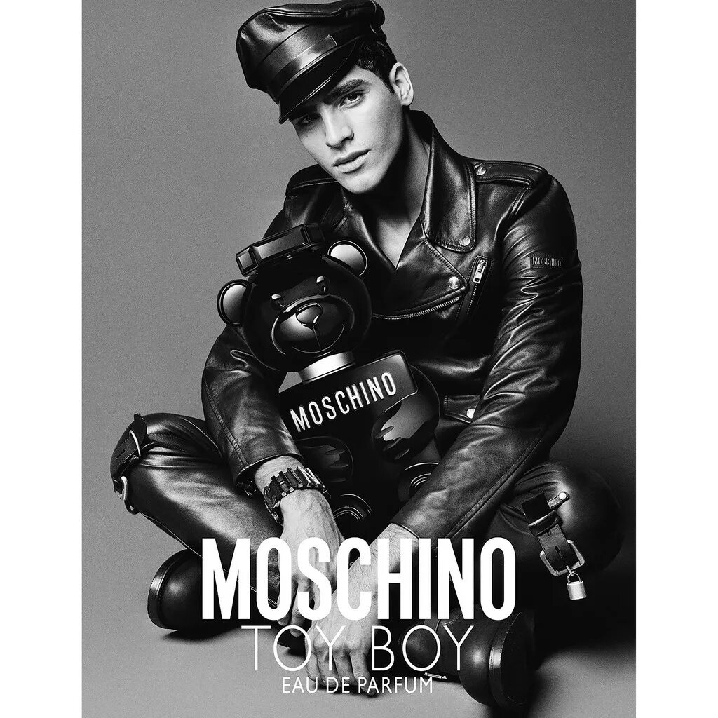 Духи москино той бой. Moschino Toy boy. Духи Moschino Toy boy. Moschino Toy boy 100ml EDP. Moschino Toy boy Eau de Parfum 100 ml.