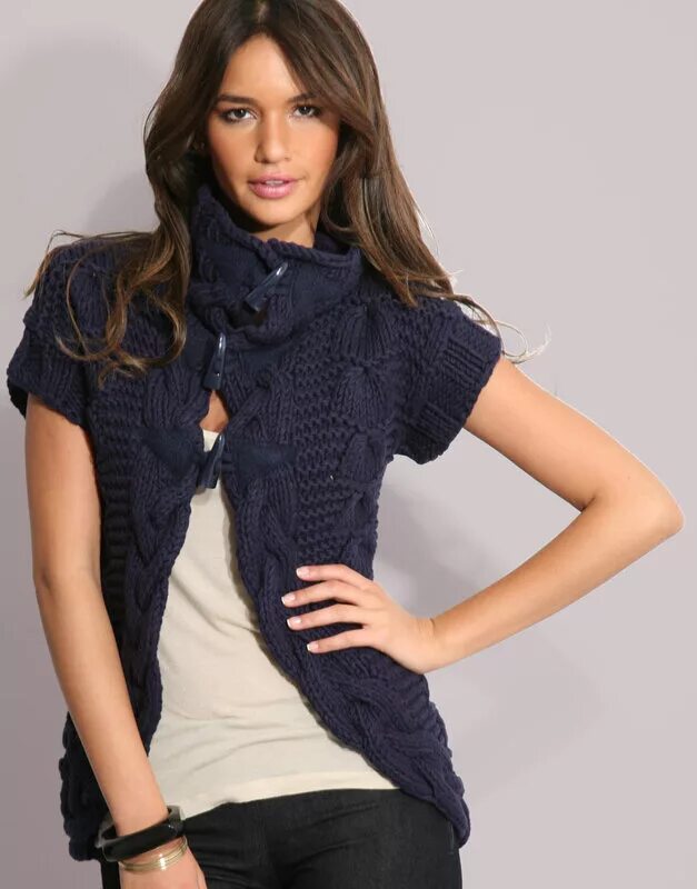 Рукав жилетки спицами. Рукав жилетки спицами. Жилет marina knit. Вязаная жилетка со спущенным рукавом. Жилет вязаный.