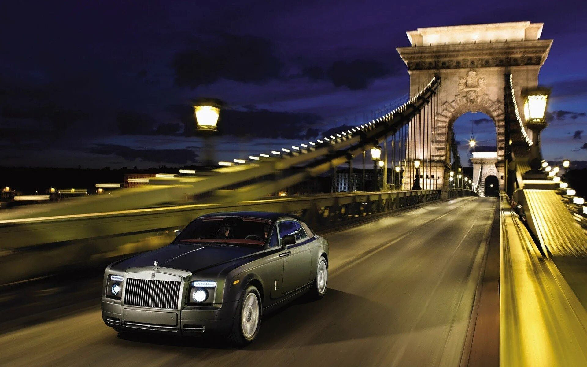 Загадать машину. Rolls Royce Phantom Coupe 2021. Роллс Ройс Фантом 2008. Rolls Royce Phantom Coupe. Роллс Ройс Фантом ретро.