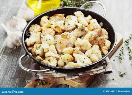 Куриные грудки запеченные с цветной капустой
