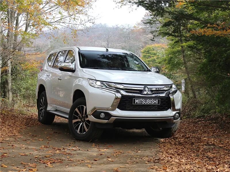 Паджеро спорт 3 5. Mitsubishi pajero sport. митсубиси паджеро спорт 3. митсубиси пажероспорт. мицубиси паджеро спорт 2017.