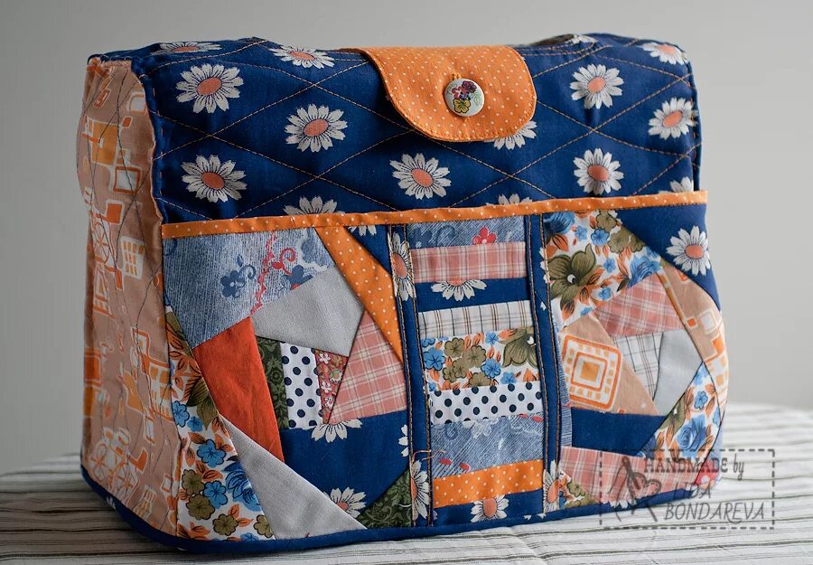 Лоскутное шитье чехол для швейной машины. Рукоделие для дома. Чехол на швейную машинку пэчворк. Чехол для швейной машины пэчворк. Чехол для швейной машины пэчворк.