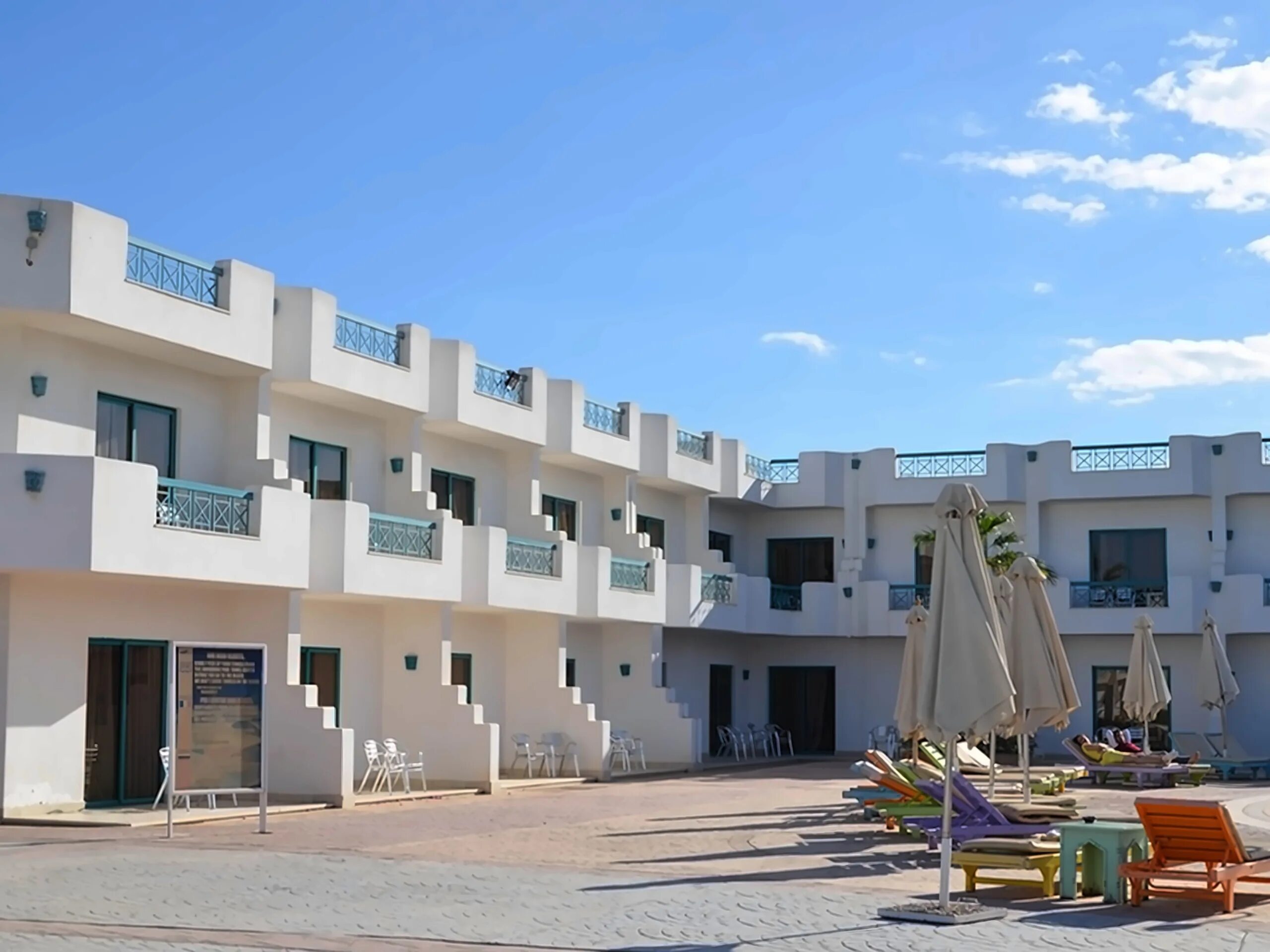 Шарм клиф шарм эль шейх. Sharm cliff resort 3 египет. sharm cliff resort 4 египет шарм-эль-шейх. sharm cliff resort фото.