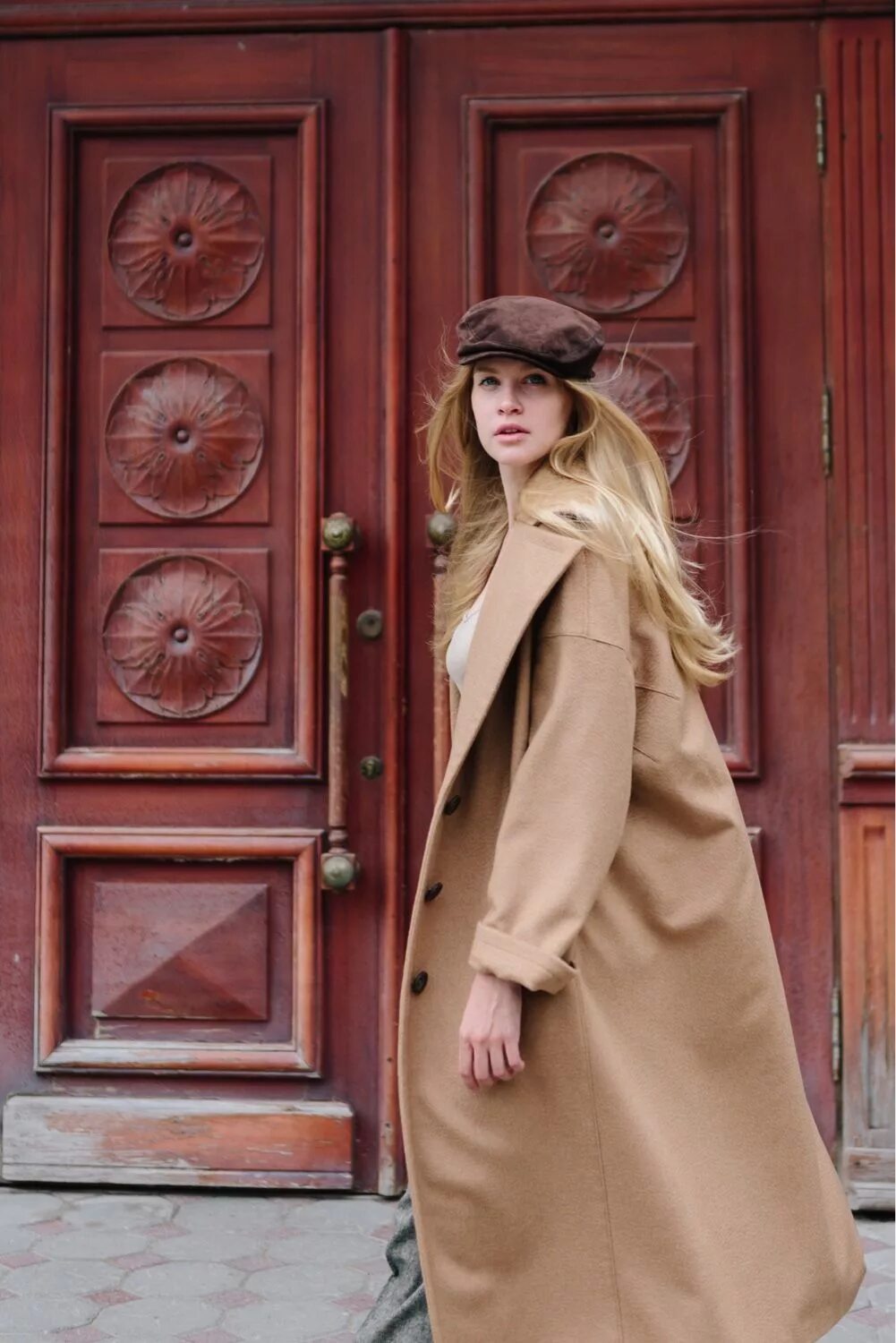 Arolan пальто женские верблюжьей шерсти. Camel jacket max mara. Пальто из верблюжьей шерсти. Max mara teddy bear coat. Трикотаж женский верблюжьей шерсти.