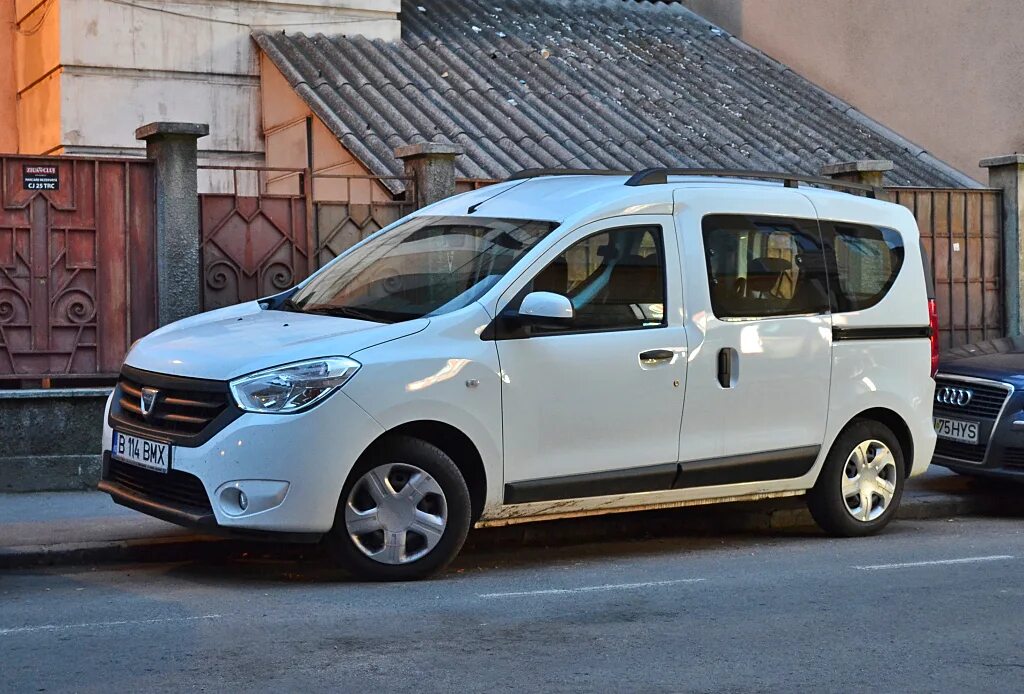 Tuning Renault Kangoo часть 3 - Renault Kangoo (2G), 1,5 л, 2008 года фотография