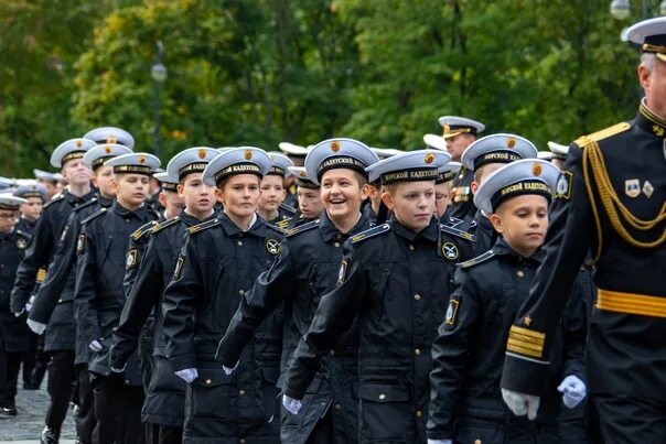 Морские кадеты форма. Морской кадетский корпус Бескозырка. Кадеты фото. Присяга кадетов. Масленица в кронштадте 2024