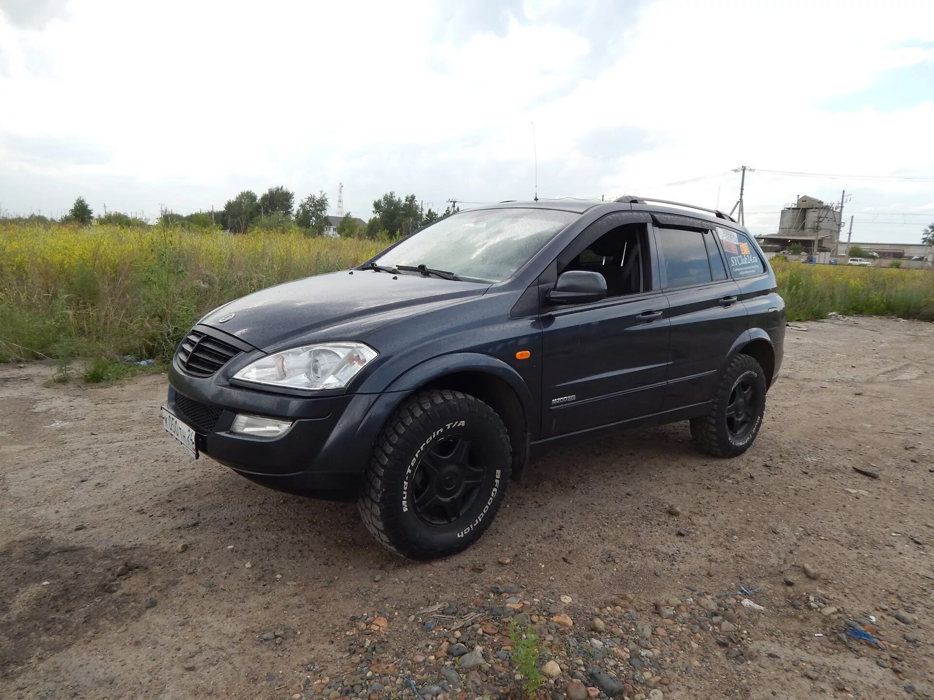 Переделки кайрона. Ссанг енг Кайрон 2008. SSANGYONG Kyron 2000. SSANGYONG Kyron Tuning. ССАНГЙОНГ Кайрон 2008 чёрный.