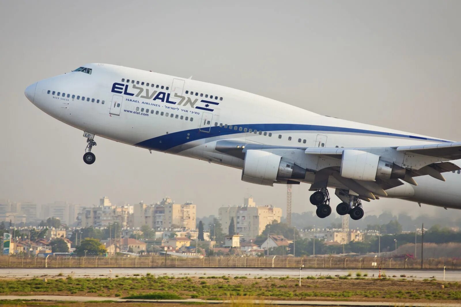 Эль аль русский сайт. Израильские авиалинии Эль Аль. El al Israel Airlines самолеты. Израильской авиакомпанией el al(«Эль-Аль»). Авиабилеты израильские авиалинии.