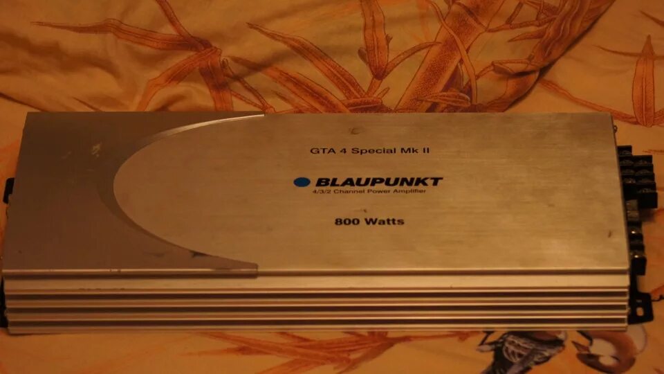 Усилитель gta 4. Усилок blaupunkt gta 470 на 800w. Усилитель блаупункт gta 470. Усилитель blaupunkt 800w gta 470. Усилитель blaupunkt gta 470 800 watt.