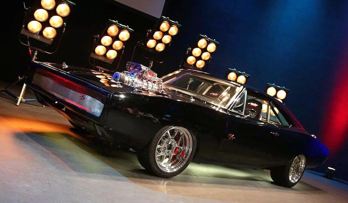 Фото машина ест машину. Додж Чарджер Форсаж 7. Dodge Charger 1970 Форсаж 7. Додж Чарджер из Форсажа 7. Додж Чарджер Форсаж 7 Доминика.