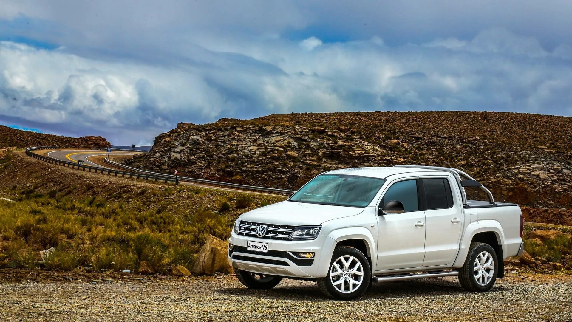 Volkswagen пикап. VW Amarok 2021. VW Amarok v6. Фольксваген пикап Амарок новый. Пикап Амарок 2021.