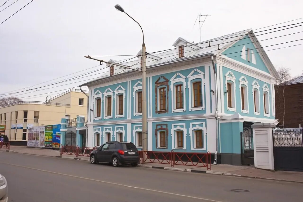 Гостиница усадьба 18 век Ярославль. Гостиница усадьба в Ярославле. Большая Октябрьская 49 Ярославль усадьба. Ярославль большая Октябрьская 49 гостиница.