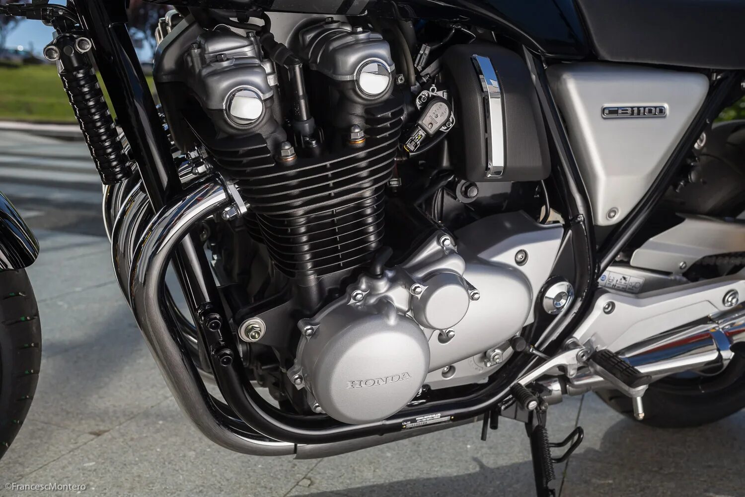 Хонда 4 цилиндра. 8 цилиндровый мотоцикл honda. Honda x4 ld. Хонда 4 цилиндра. Honda cbx 1000 1979.