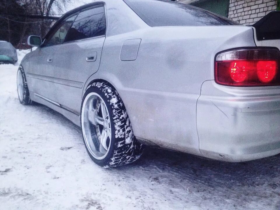 Chaser r18. Колеса на чайзер. Колеса на чайзер. Колеса на чайзер. Тойота чайзер на r16.