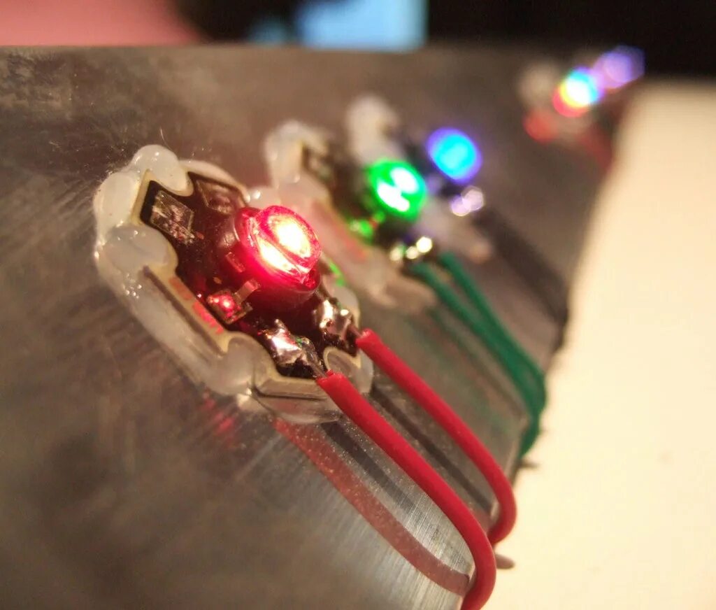 Светодиод в корпусе. Электроника со светодиодами. Электроника со светодиодами. Электроника со светодиодами. Эквалайзер ардуино ws2812b.