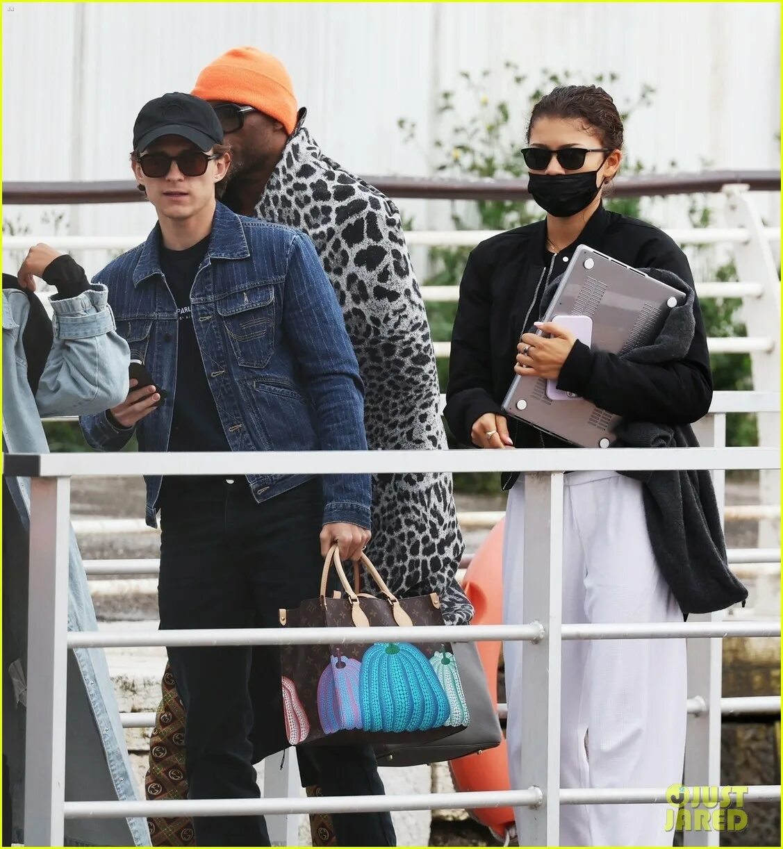Том холланд и зендая обручены. Зендая и том холланд 2025. tom holland and zendaya. zendaya и том холланд. том холланд 2025.