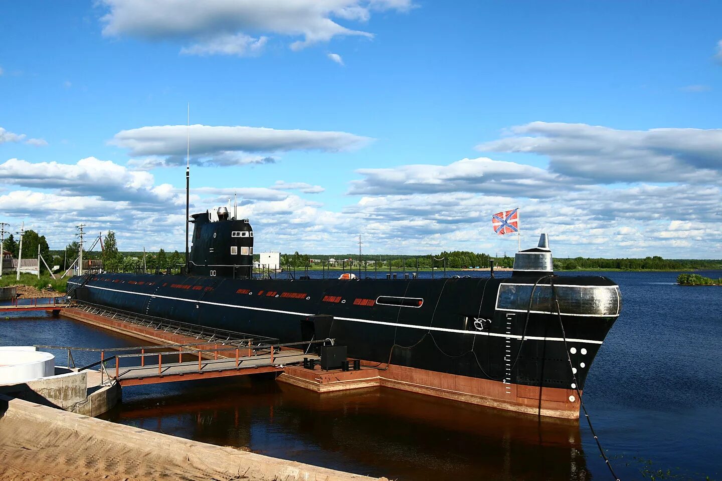Вытегра вологодская область. Вытегра Вологодская область музей подводная лодка. Г. Вытегра - "музей «подводная лодка б-440». Музей «подводная лодка б-440». Город Вытегра музей подводная лодка.