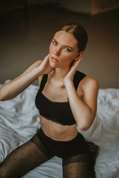 Aspiring model. Аня Хромова. Аня Хромова модель. Anhrmvva. Аня Хромова в купальнике.