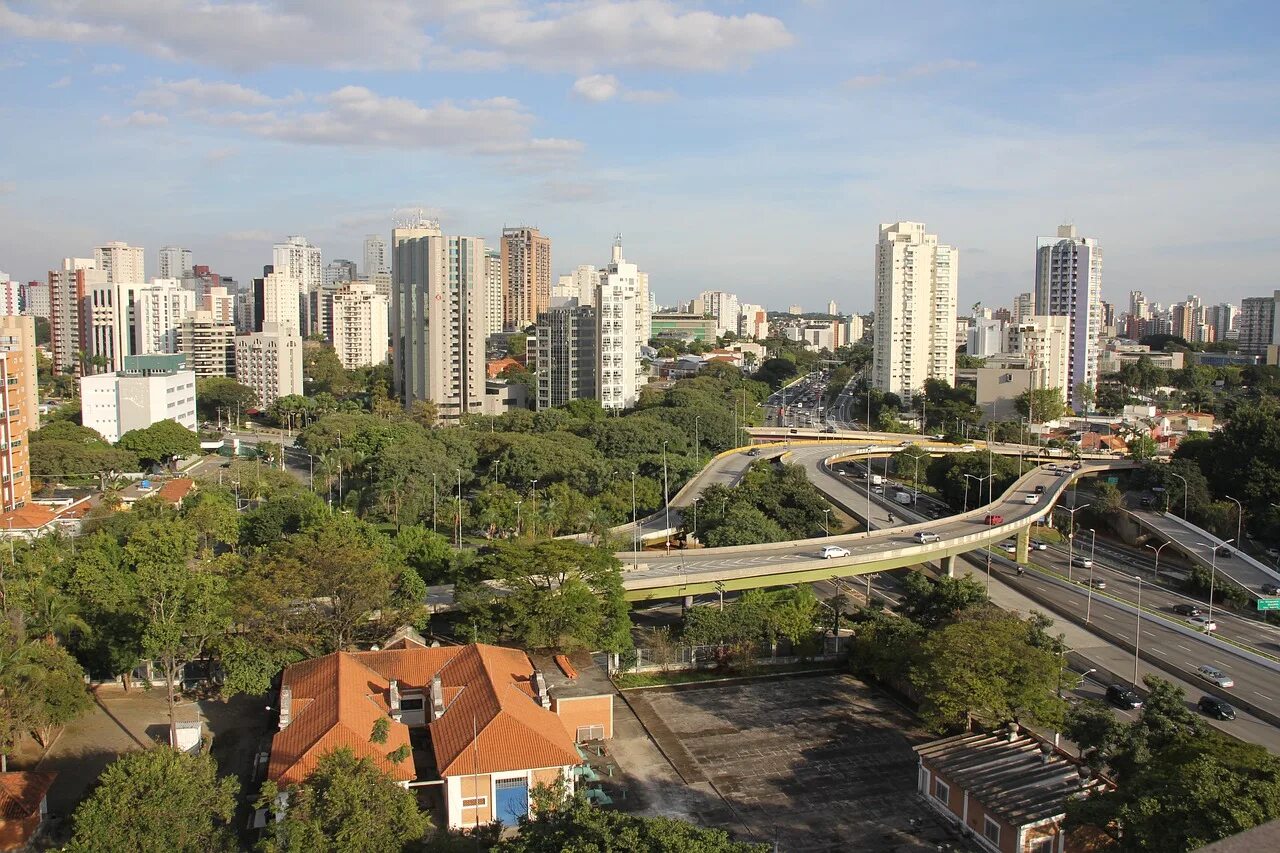 Бразилия сан. Сан Пауло. Сан-Пауло город Бразилия. Бразилия Сан рауло. Город САО Пауло.