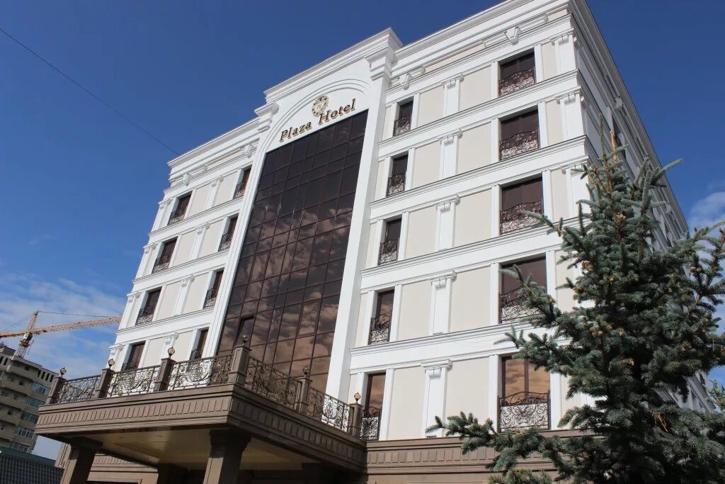 Almaty hotel. Plaza Hotel Алматы. Отель Анкара Алматы. Алма Ата гостиница Плаза. Алмалык Плаза отель.