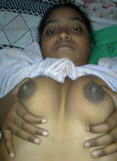 Indian Unmarried Babes Naked Boobs Porn Pics.