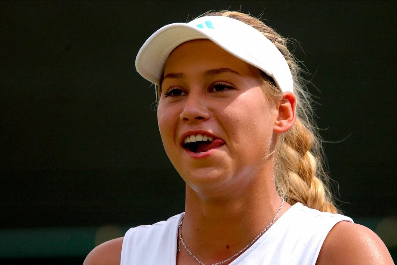 Pin by Obatalayobba on Los Iglesias y sus novias Anna kournikova, Enrique iglesi