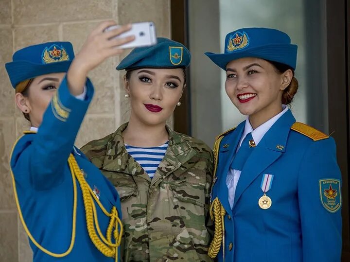 Женщины Казахстанской армии. Женская армия в Казахстане.