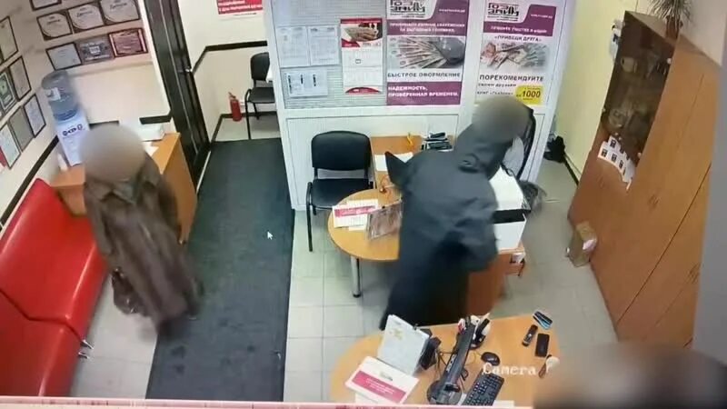 Ограбление микрозайма. Ограбление офиса микрозаймов. ограбил офис микрозаймов. ограбление в ульяновске. ограбление микрозаймов самара.
