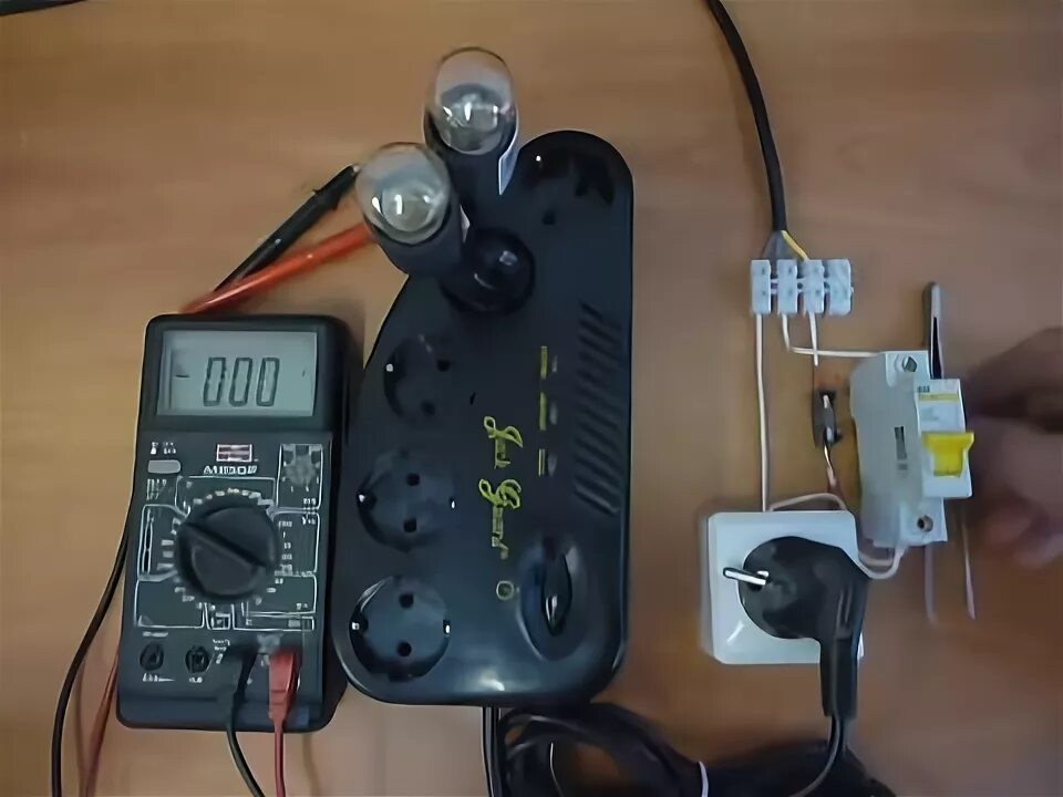 Jack guard. 2. Сетевой фильтр с реле напряжения. Jack guard. Зас-0,5.