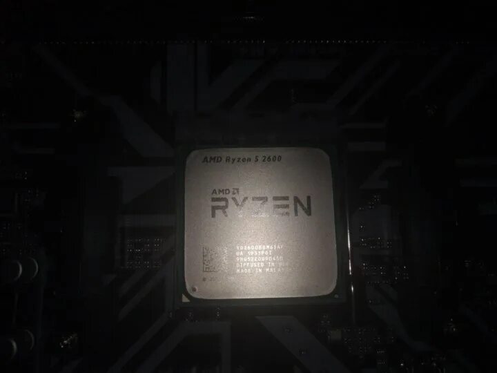 Ryzen 5 2600 память. AMD Ryzen 5 2600. Процессор AMD Ryzen 5 2600 Six Core Processor. AMD Ryzen 5 2600 Six-Core Processor 3.40 GHZ. AMD процессор r5 2600 OEM.